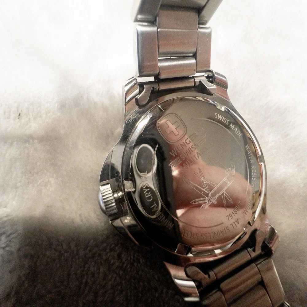Wenger Swiss Military Battalion Dive Mens 44mm Watch New Battery Stainless Band